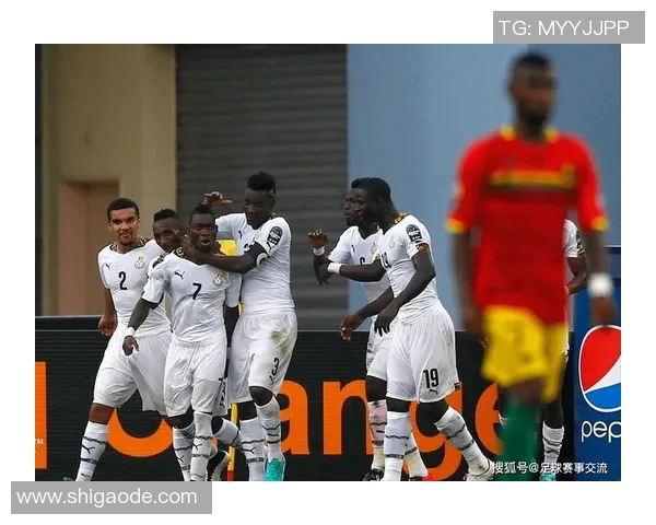 香港足球明星队精彩赛事球票热销中快来抢购与明星球员零距离接触